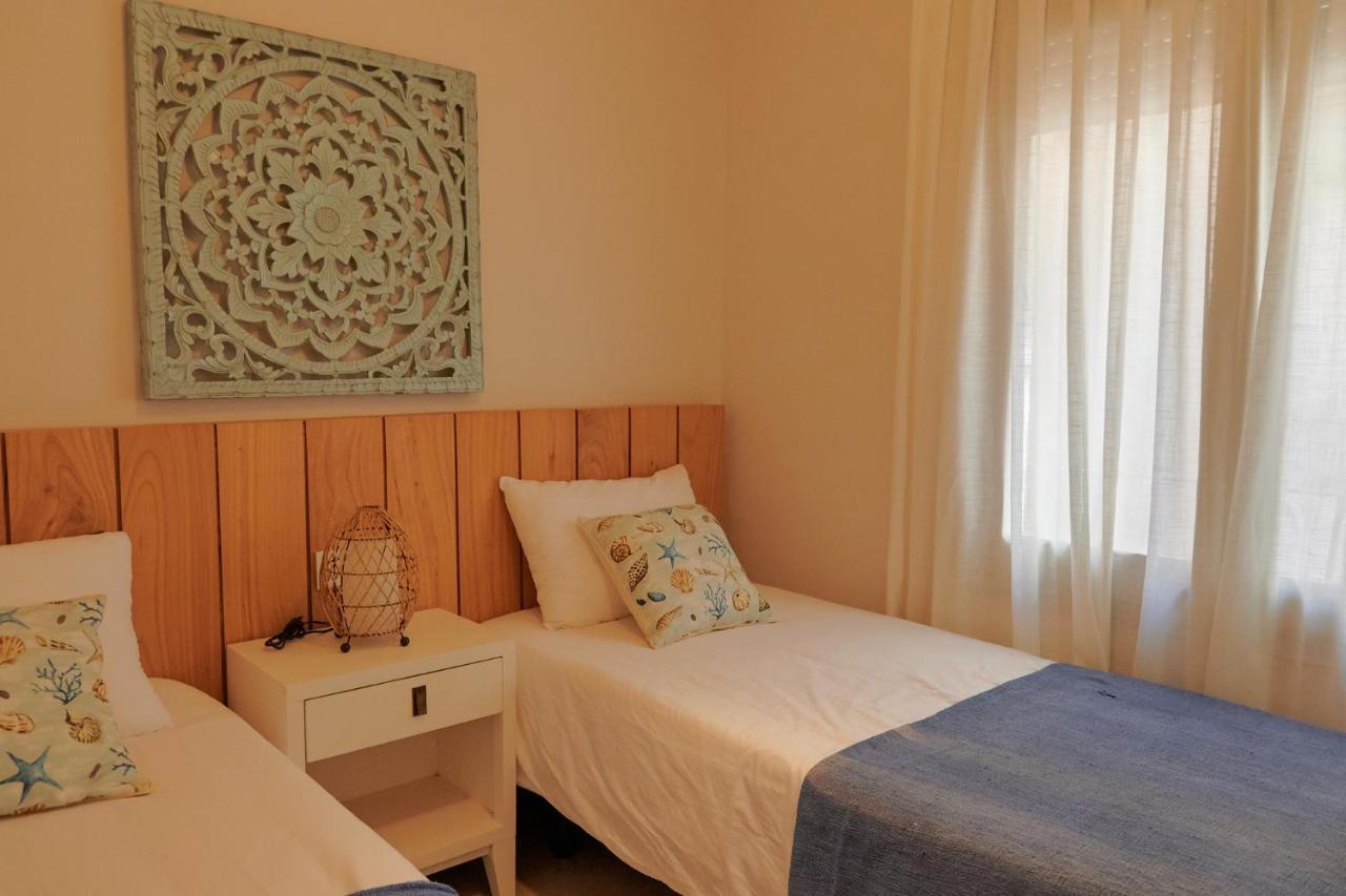 Апартаменты Dharma Experience Cambrils Facebook Экстерьер фото