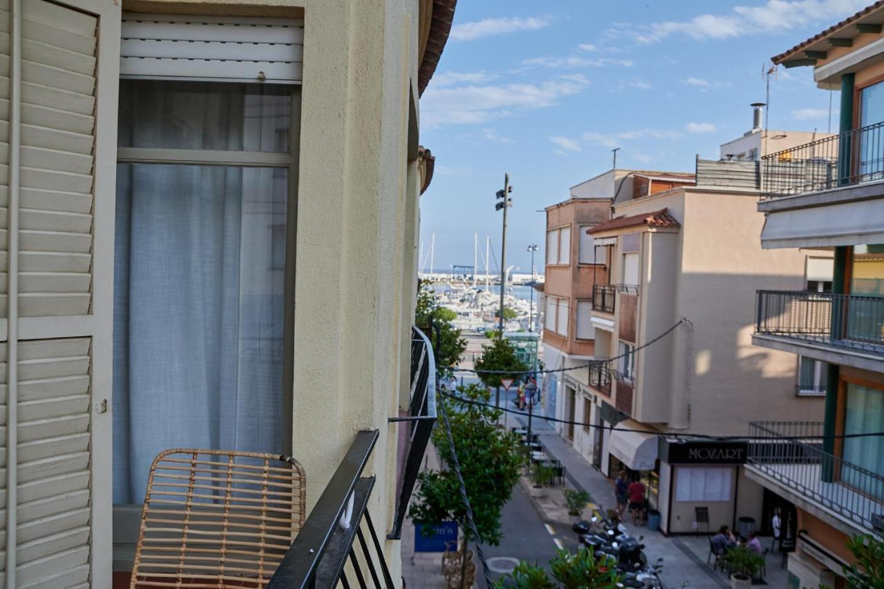 Апартаменты Dharma Experience Cambrils Facebook Экстерьер фото